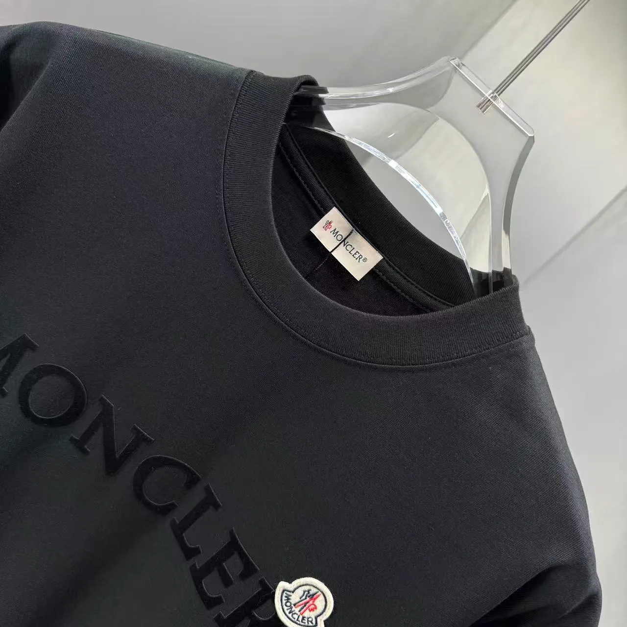 MONCL* * 2026 New Arrival T logo ：Black White Dark Blue Sizes：S M L XL XXL